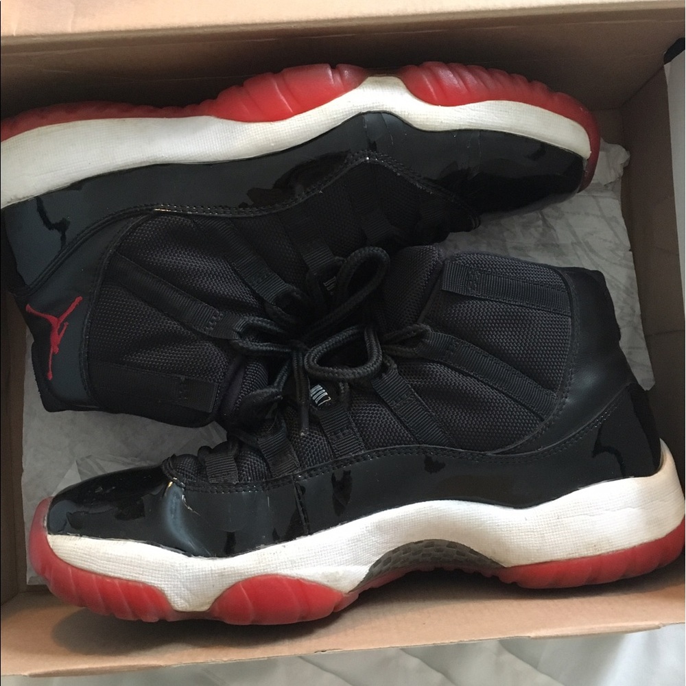 Jordan Bred 11's