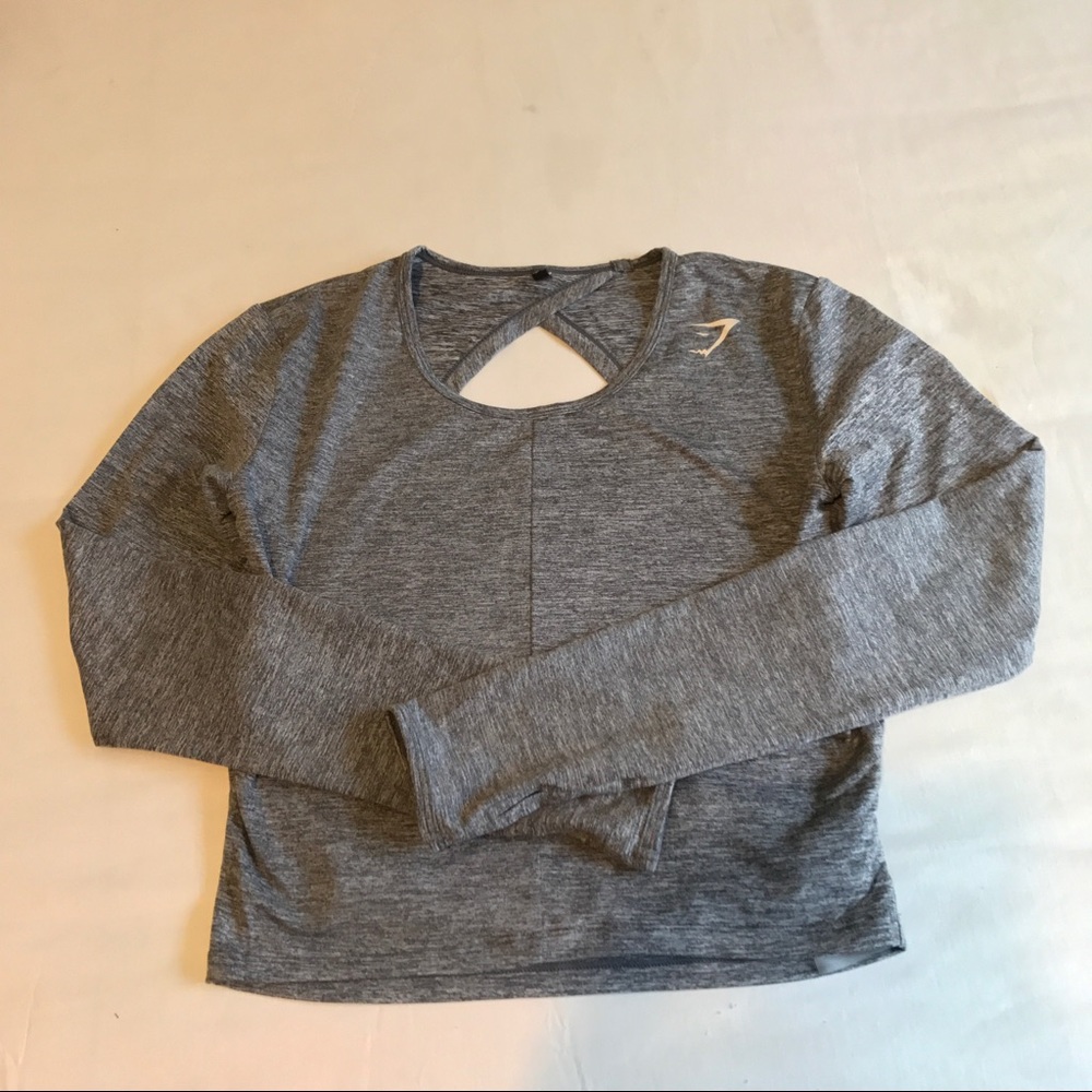 Gymshark Nikki Blackketter crop top limitededition
