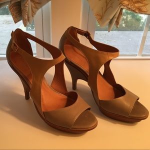 Leifsdottir Sandals with 4" heel