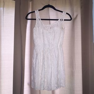 White lace dress