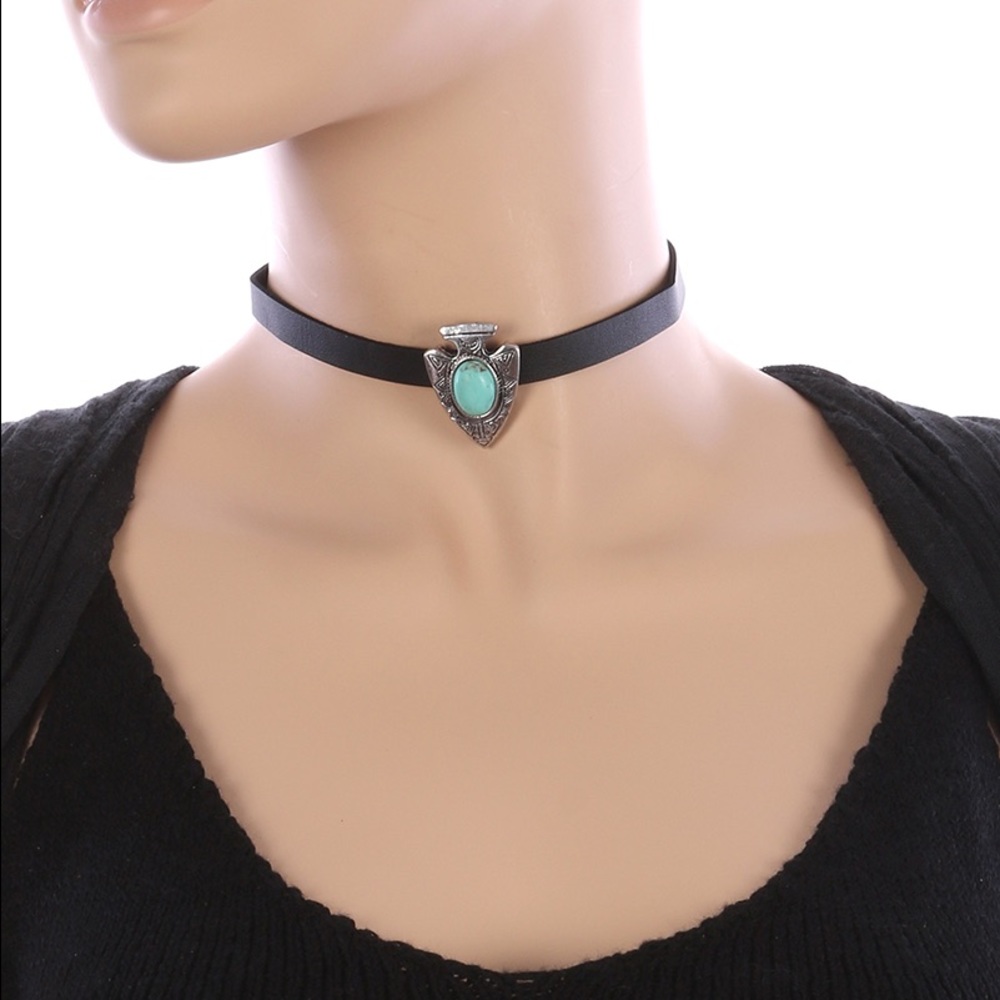 3/$20 - Faux Leather Arrowhead Choker - Picture 2 of 3