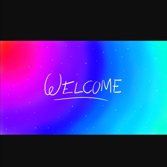 Meet your Posher, Sara - Picture 2 of 4