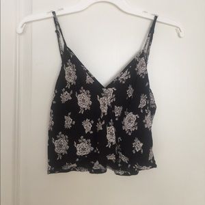 Floral crop top! NWT
