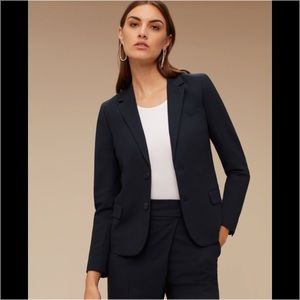 NWOT Aritzia babaton Carlton black blazer size 2