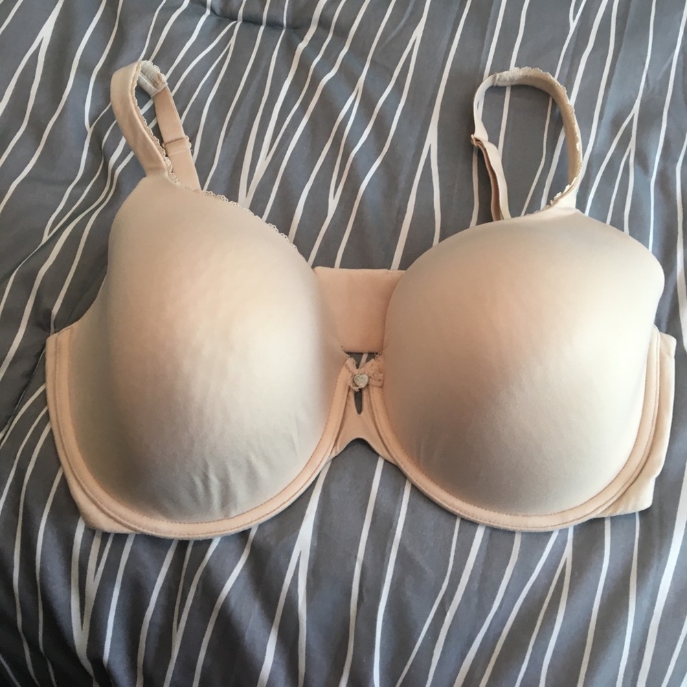 Victoria Secret Nude bra
