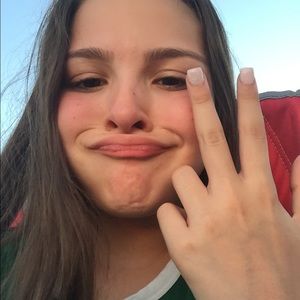 Meet your Posher, Alessandra