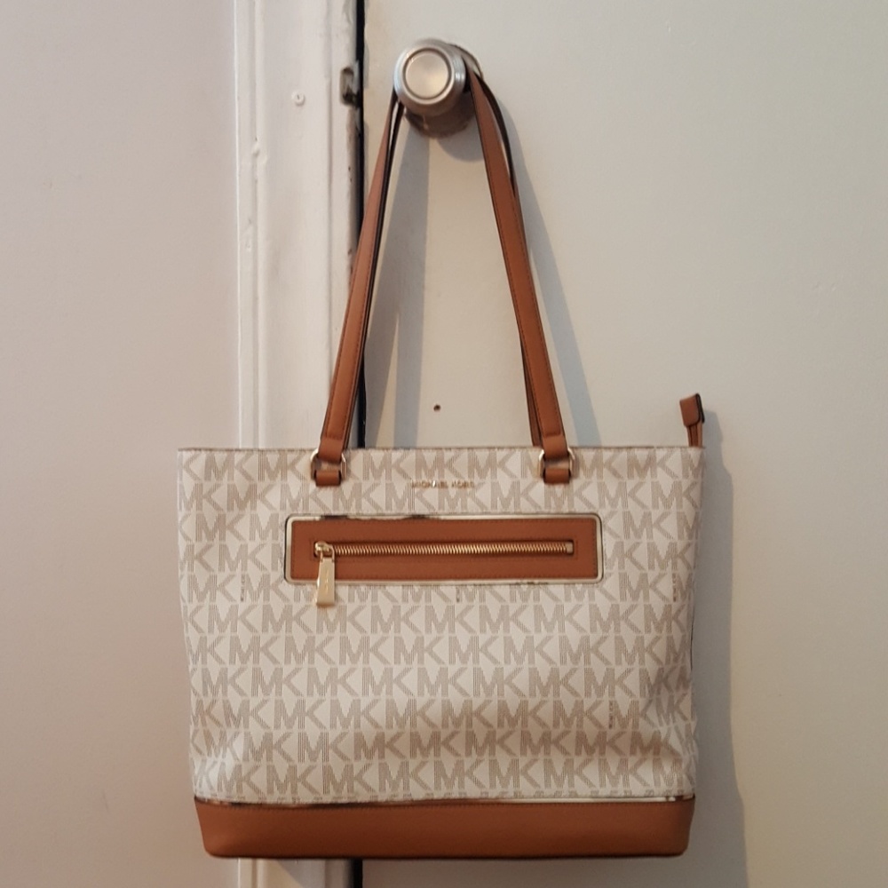 Michael Kors Laptop Purse / Tote