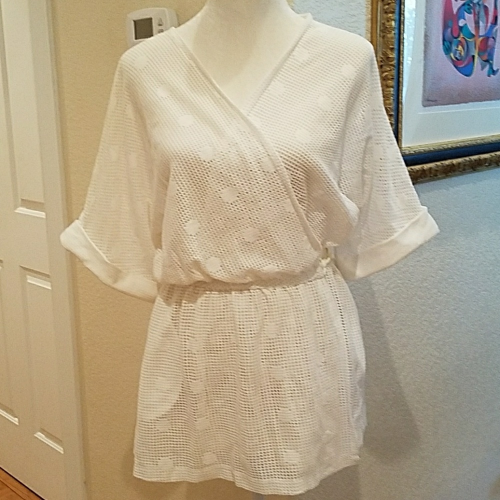 Ladies Swimsuit Cover-up Medium