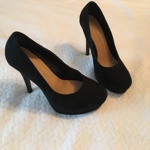 Lauren Conrad Platform Pumps
