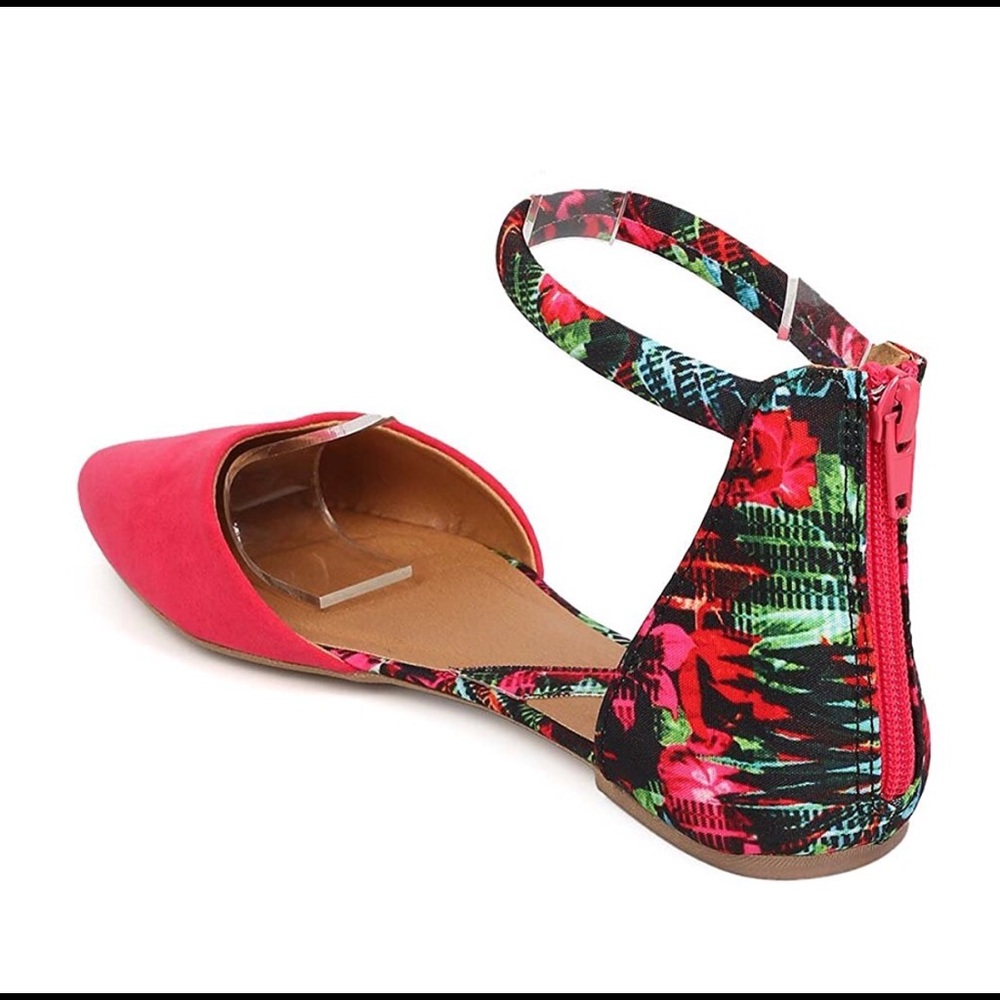 SOLD OUT D'orsay Pointy Toe Ankle Flats - Picture 5 of 8