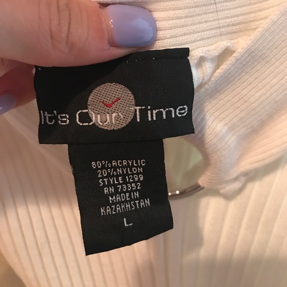 White knit top from the brand it's our time - Picture 2 of 5