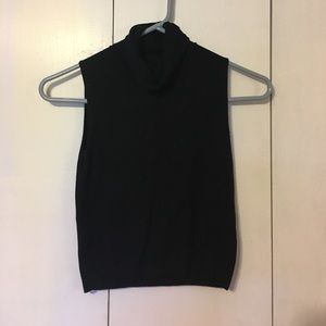 Cute Sleeveless Turtleneck ❤️