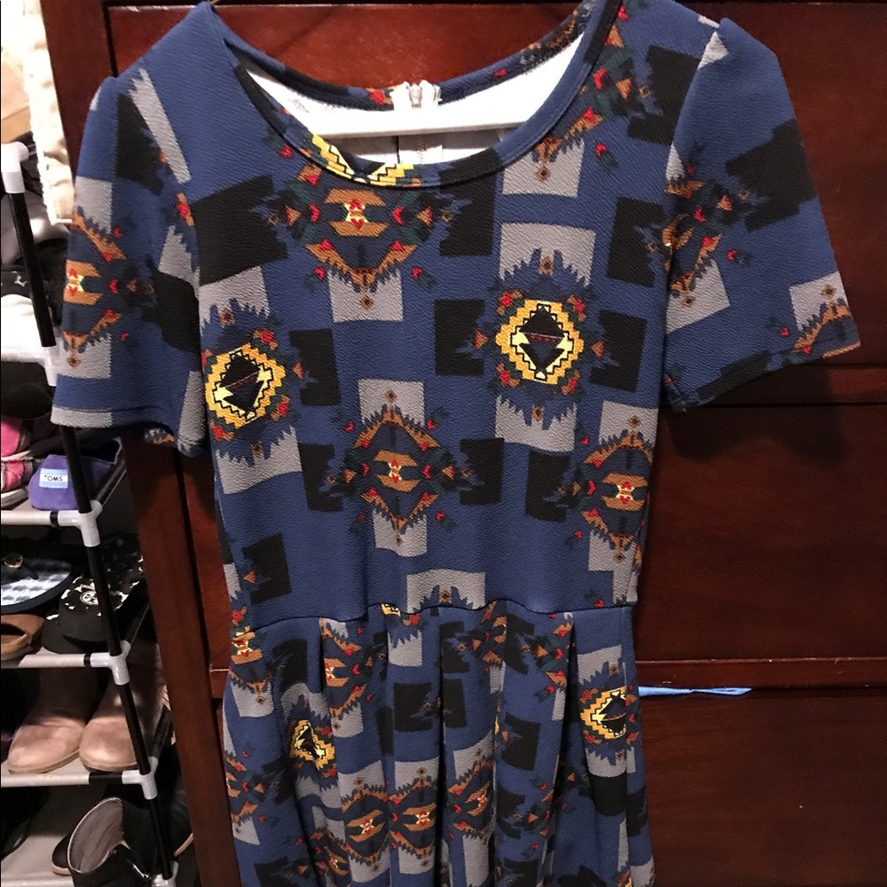 Lularoe size S Amelia