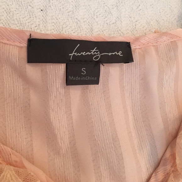 Forever 21 Pink Ruffle Shirt - Picture 5 of 5