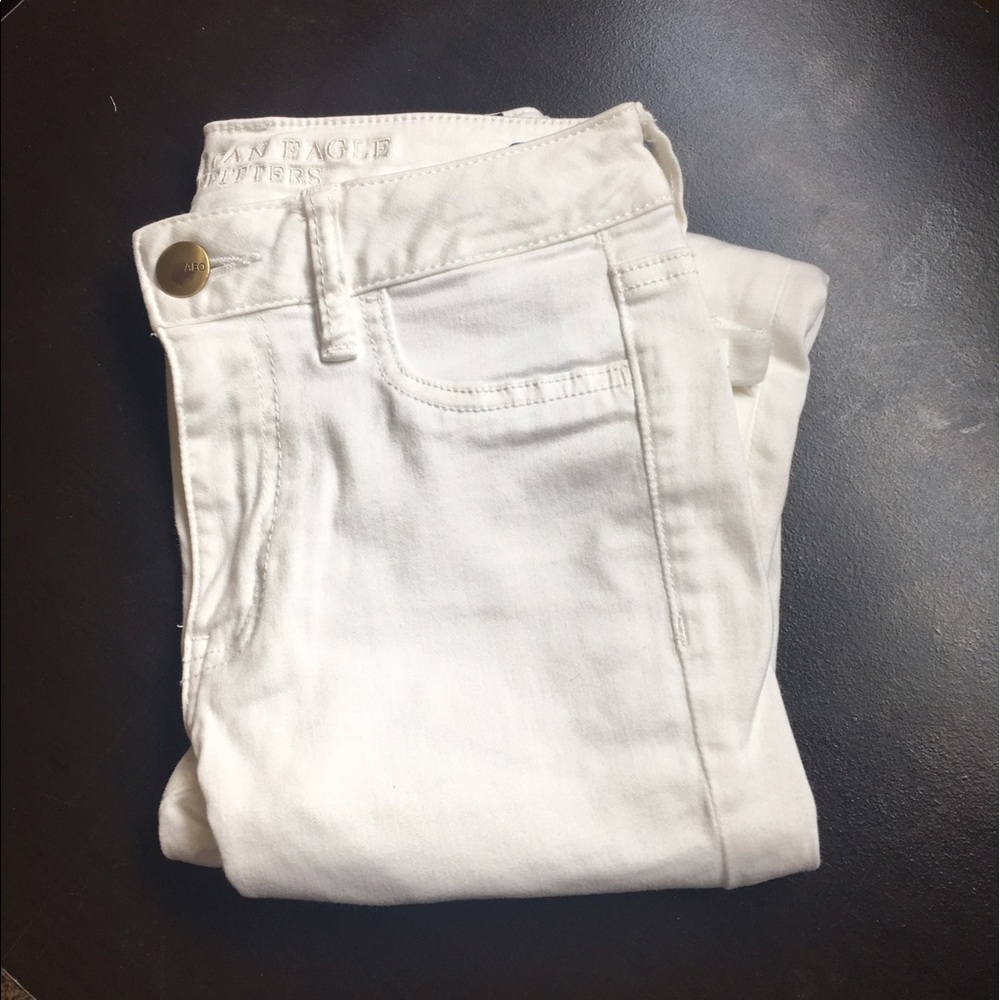 American Eagle White Jeans
