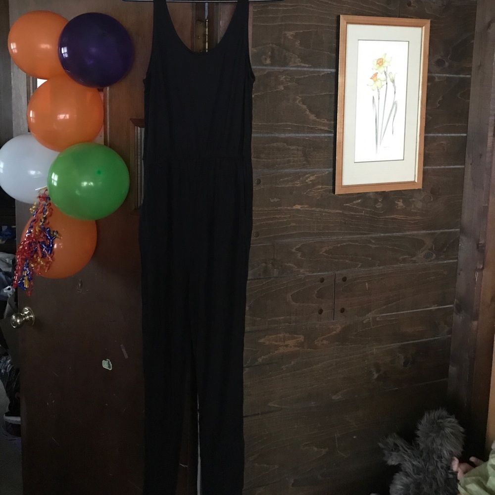 Divided full body black romper