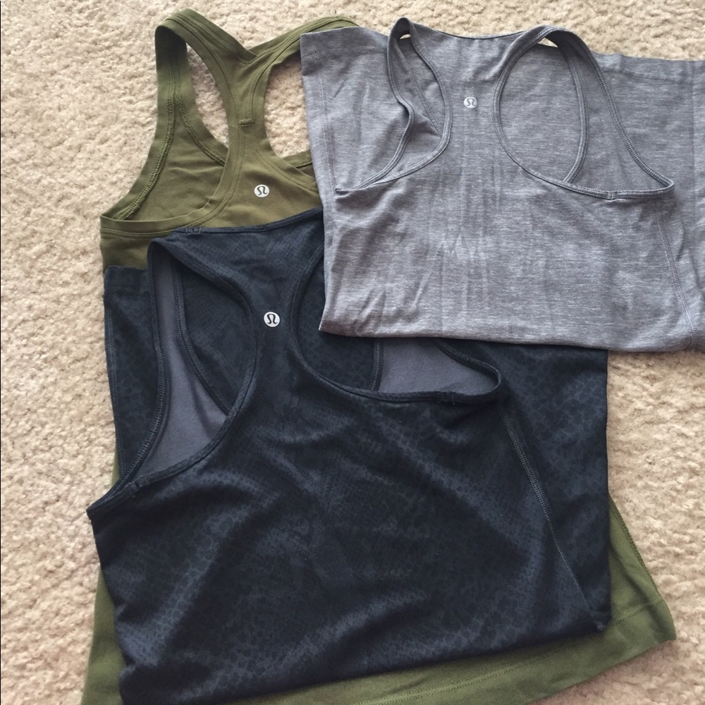 Lululemon athletica lot tank size 2