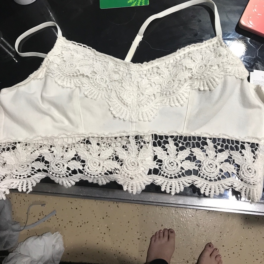 Crop top