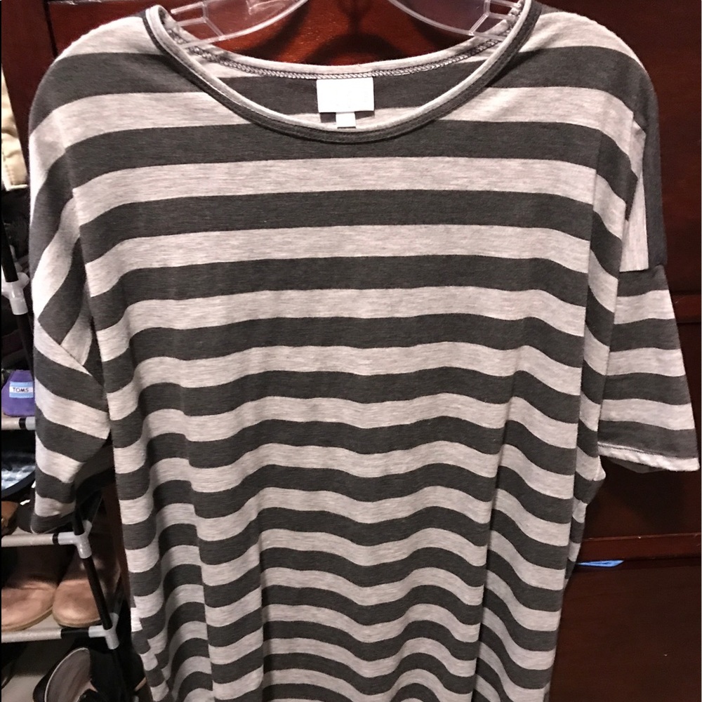 Lularoe size Small Irma