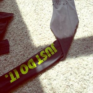 Grey Nike Just Do It Leggings