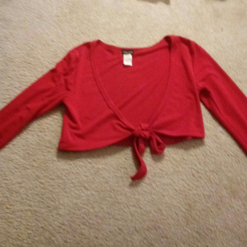 Red crop long sleeve