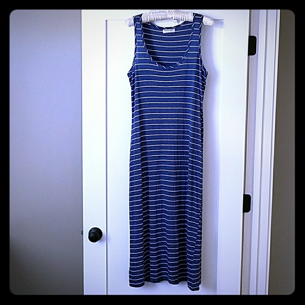 Donated 1/5 - Michael Stars Long Dress