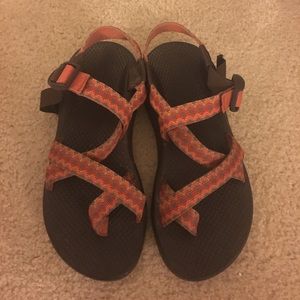 Single strap chacos