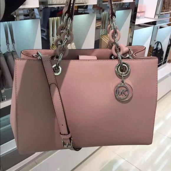 Michael Kors Handbags - Brand new Michael Kors Cynthia medium satchel