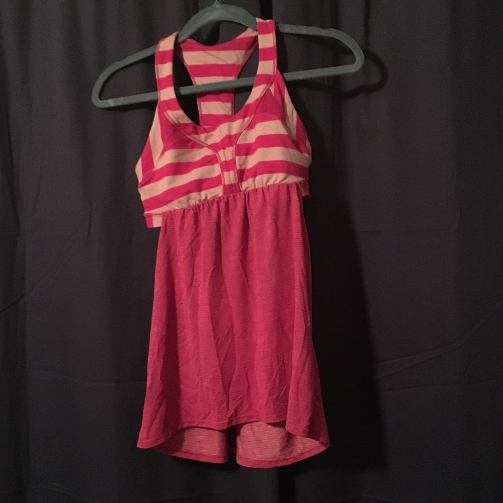 Fun Lululemon top
