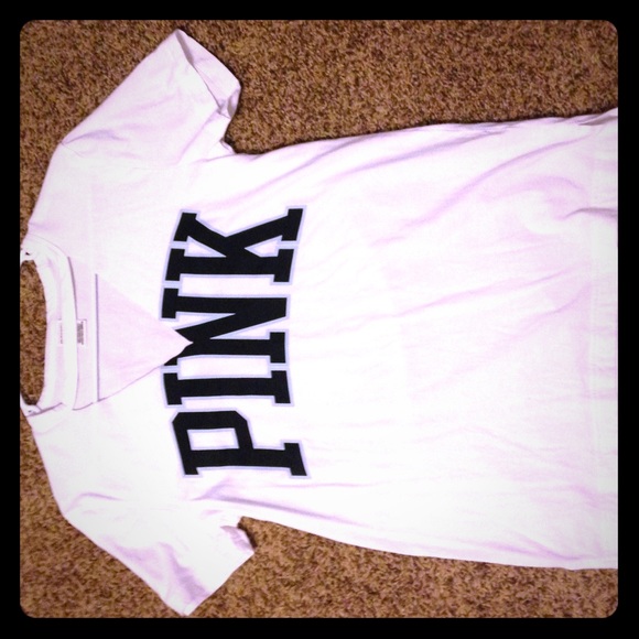 PINK V-Neck Campus Tee - Picture 1 of 2