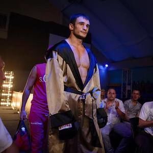 Meet your Posher, Iago