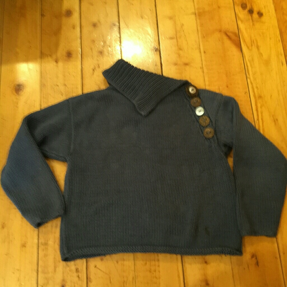 Blue sweater ; good looking and very winter worthy