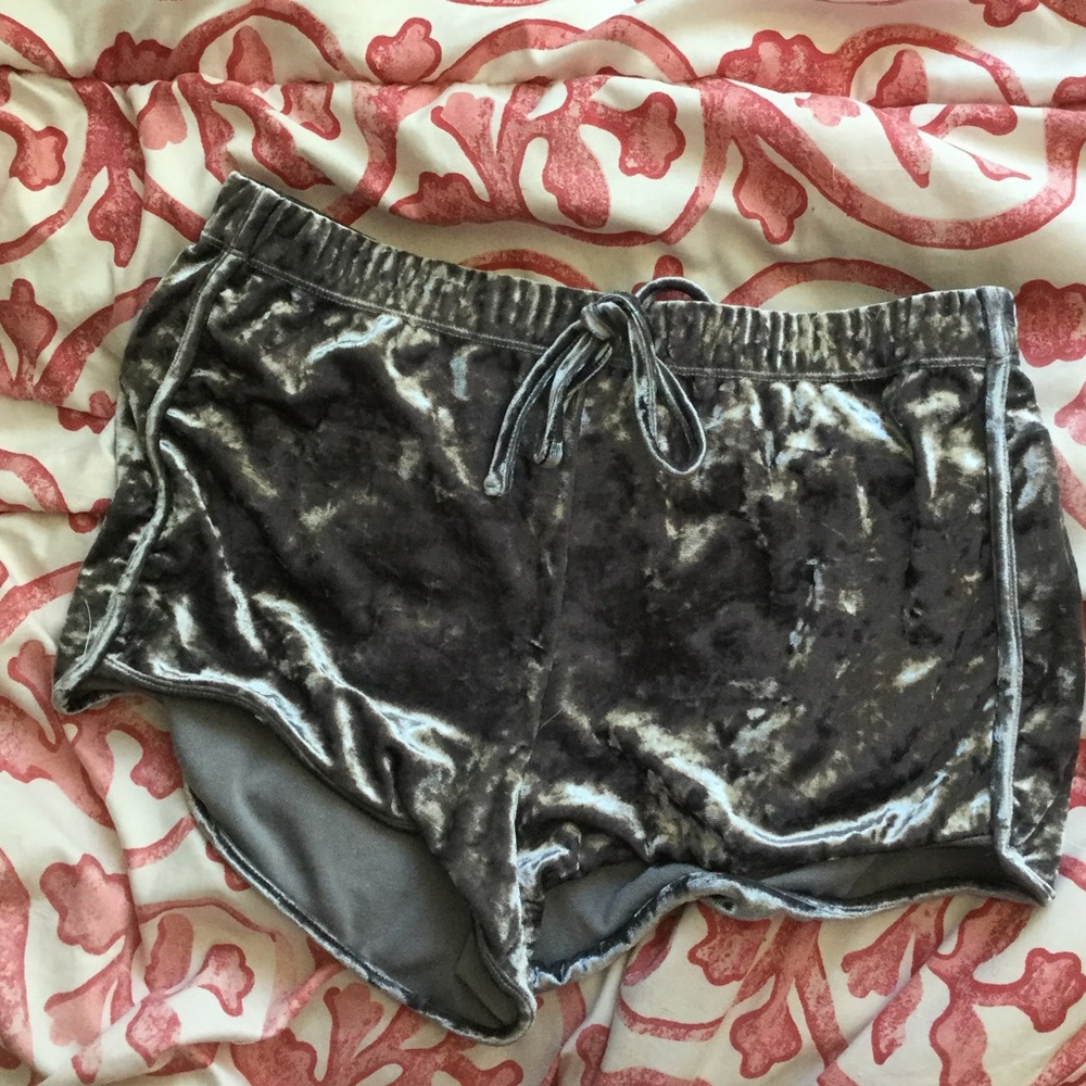 Velvet lounge shorts