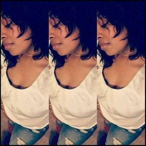 Meet your Posher, Alexia