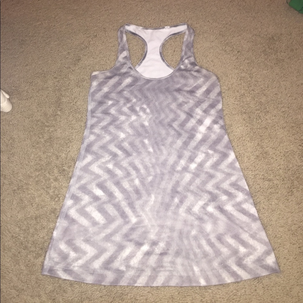 Lululemon razorback tank