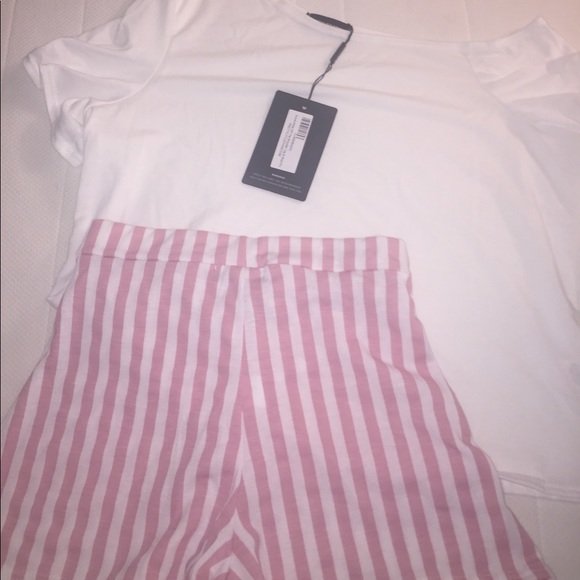 Pajama set - Picture 3 of 3