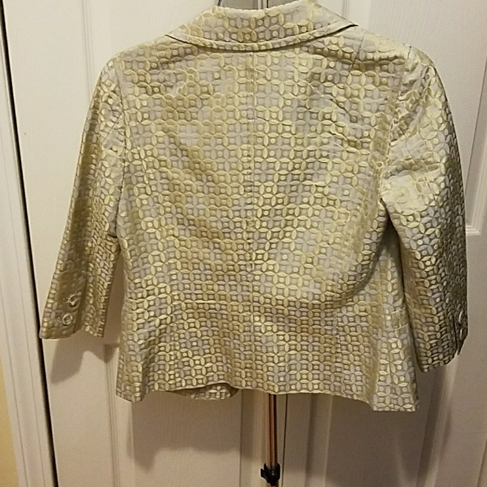 blazer - Picture 2 of 3