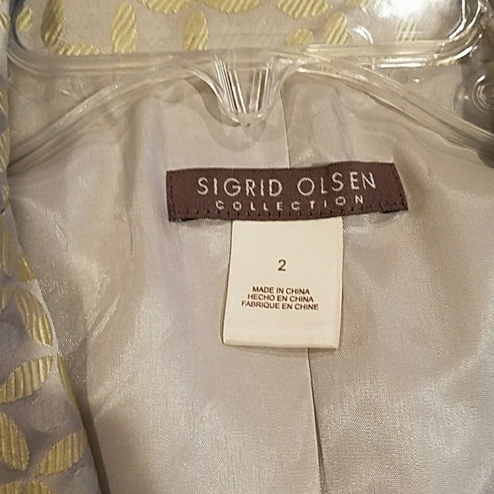 blazer - Picture 3 of 3
