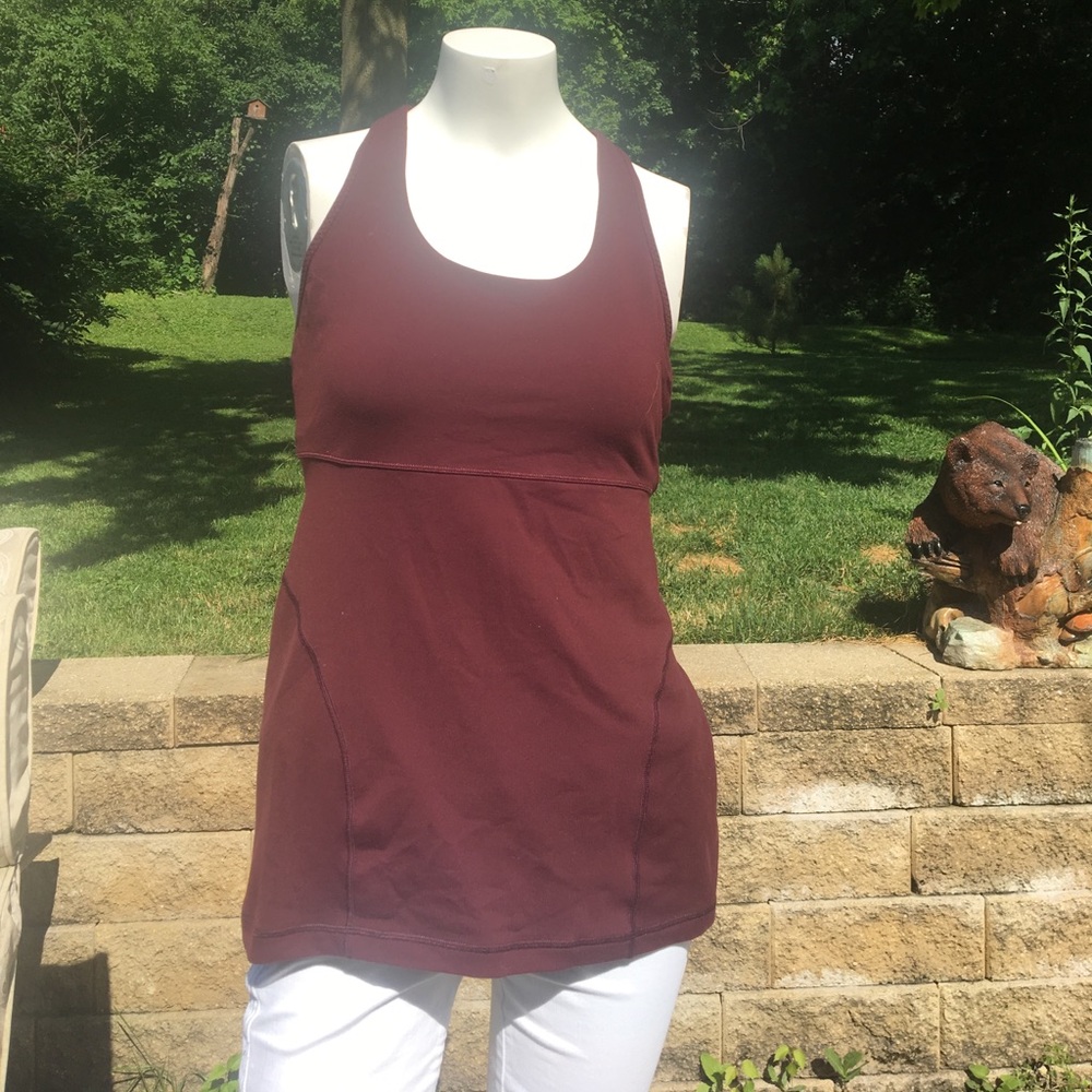 Lululemon tank