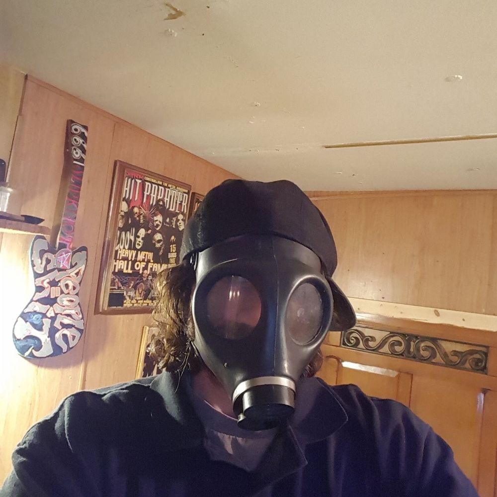 Meet your Posher, Thomas