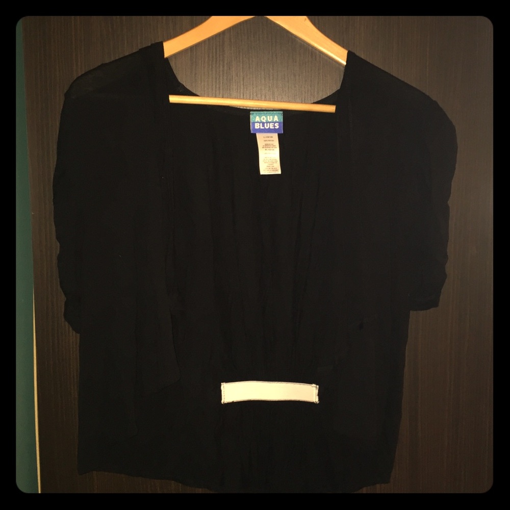 Black shirt sleeve cardigan