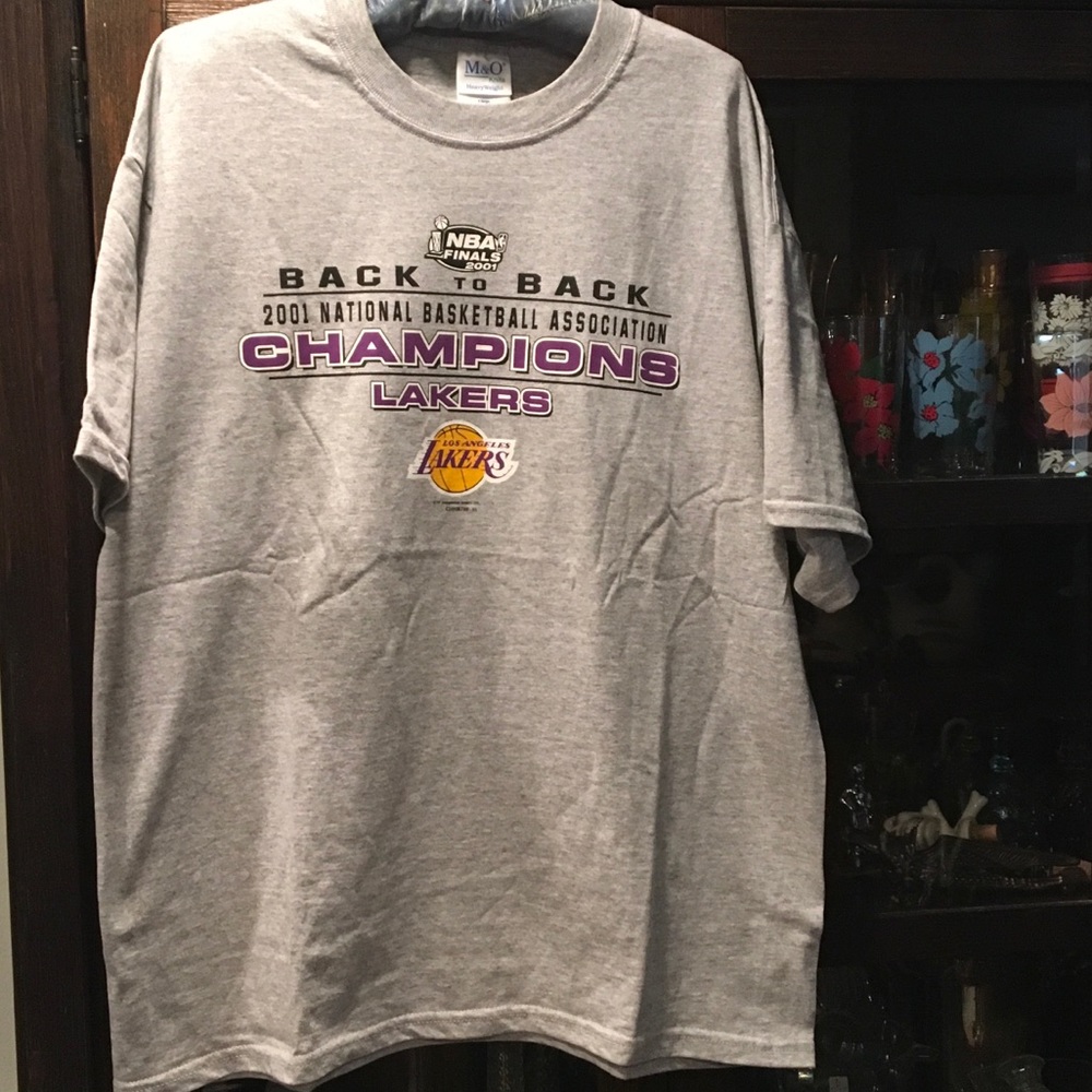 Lakers tee