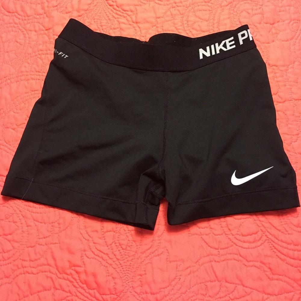 Nike Pro