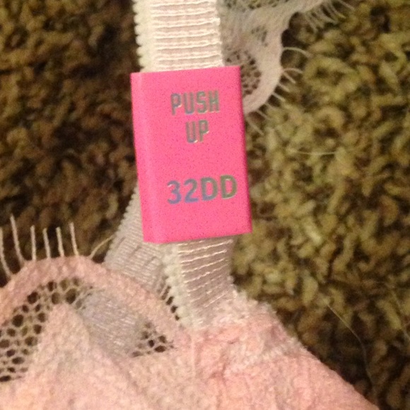 PINK Date Push Up Bra - Picture 2 of 3