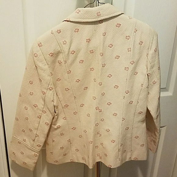 Jacket - Picture 2 of 3