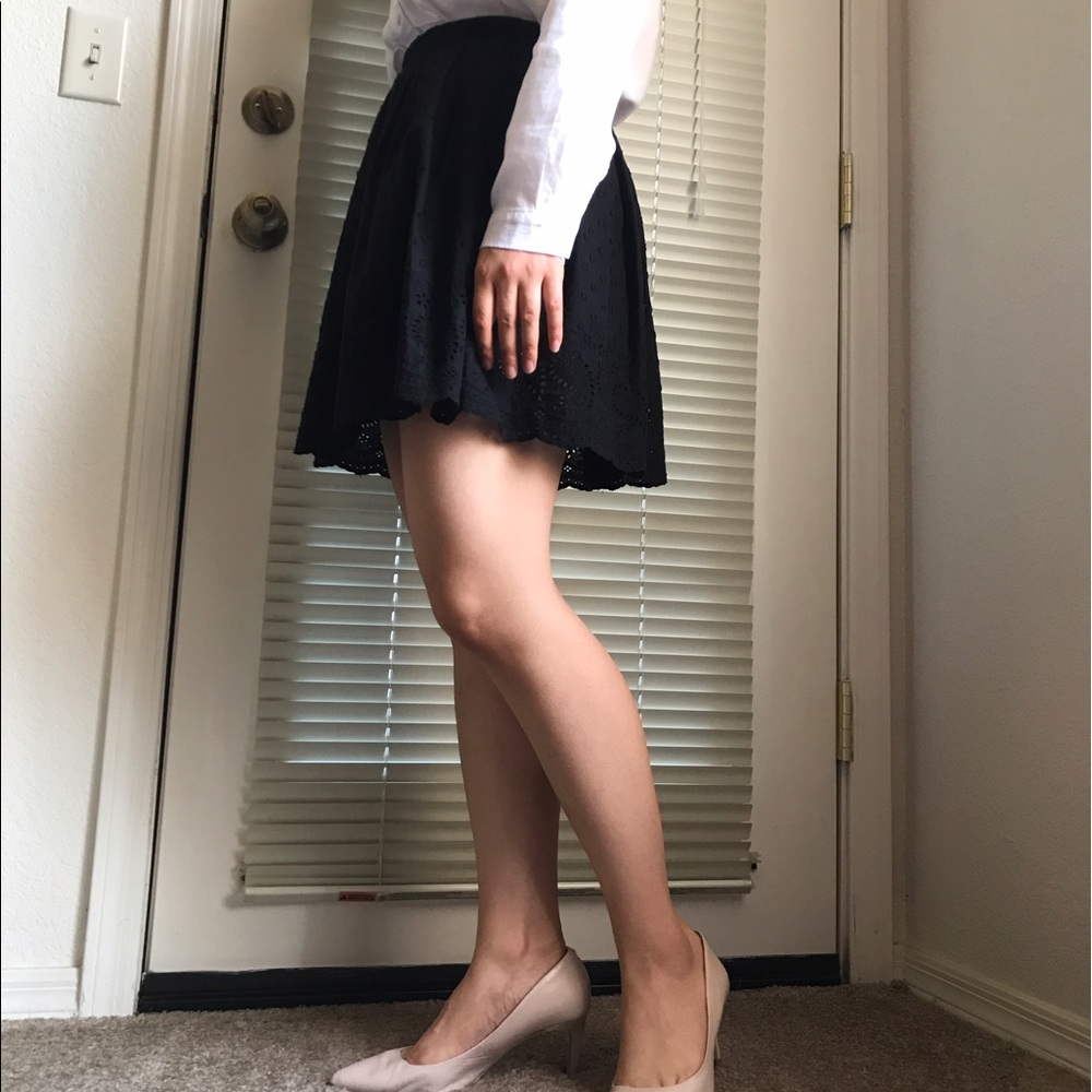 Mini lace skirt