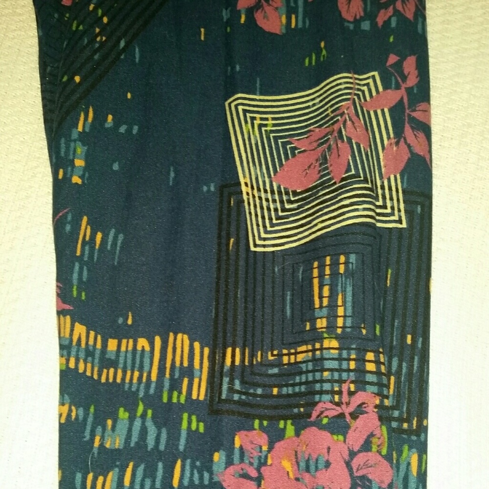 LuLaRoe TC Tall Curvy Leggings LuLaRoe Emblem Navy