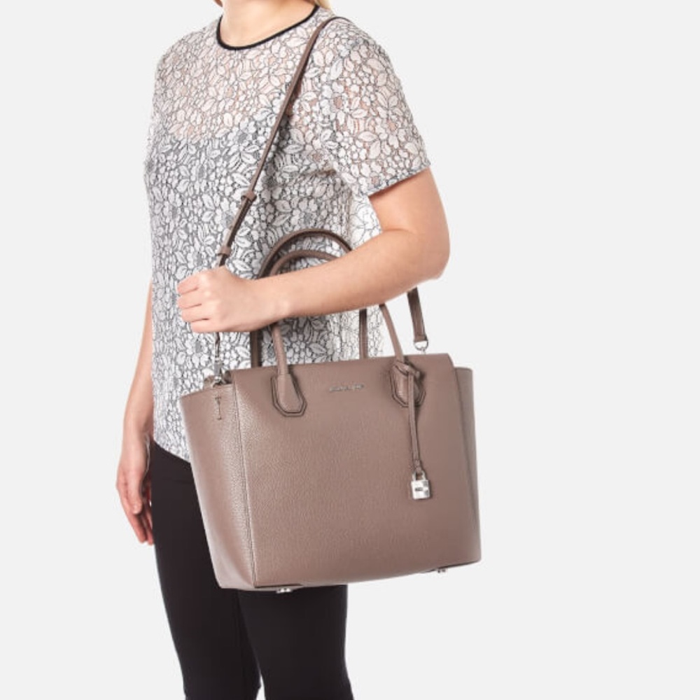 Lovely MK mercer large Satchel cinder handbag. - Picture 1 of 6