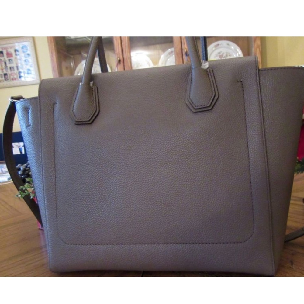 Lovely MK mercer large Satchel cinder handbag. - Picture 3 of 6