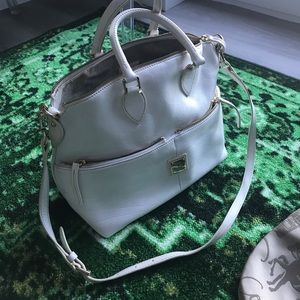 Dooney & Burke tote bag with shoulder strap!